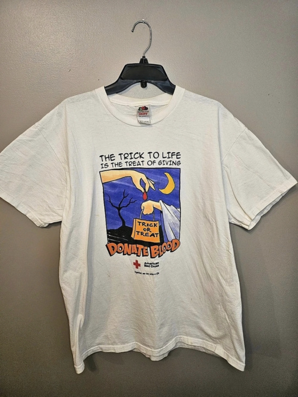 Vintage Fruit of the Loom American Red Cross Donate Blood Graphic T-Shirt
